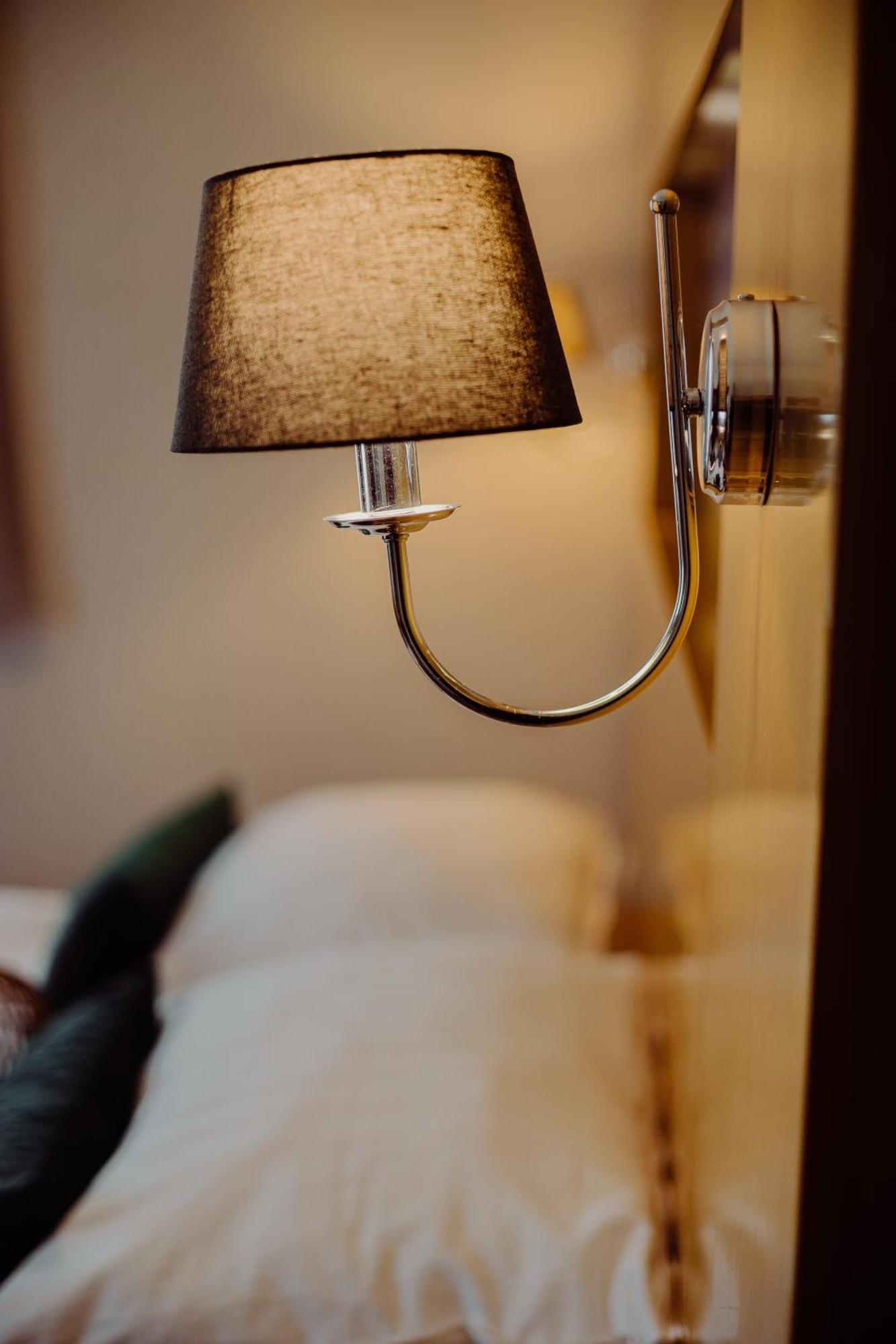 Hotel Bonsai Niemcza Eksteriør bilde